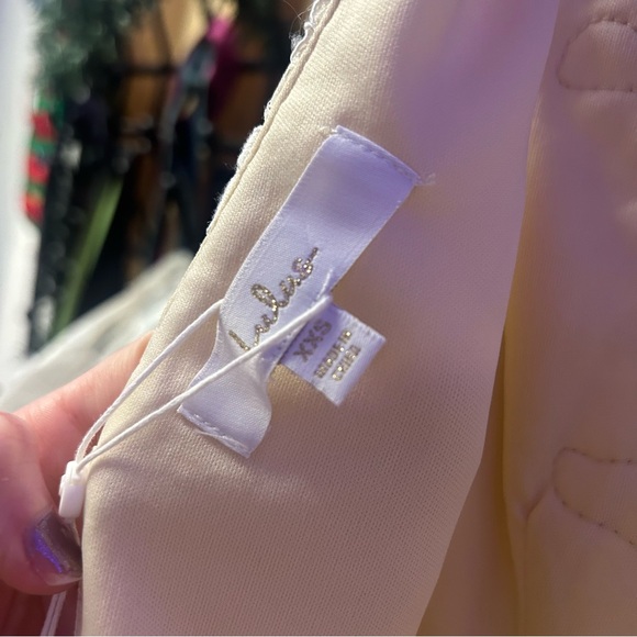 Lulu’s Icing on the Cake White Lace Short Sleeve Maxi Dress - Picture 8 of 12